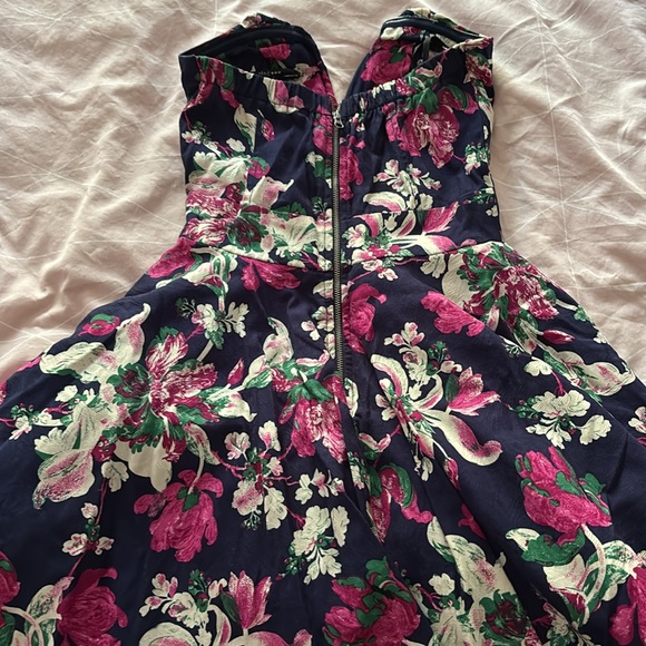 Beautiful summer wedding dress. - Picture 4 of 5